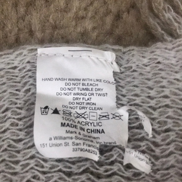 Striped Lightweight blanket - Picture 5 of 6